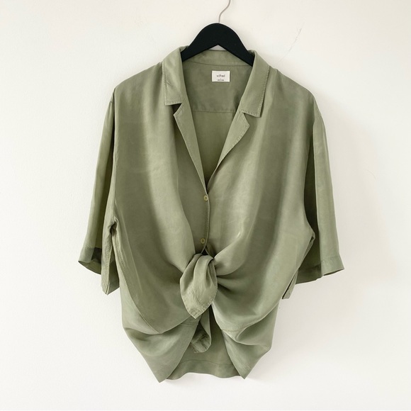 Aritzia Wilfred Aries Button-Up Short-Sleeve Bowler Blouse - Picture 2 of 10